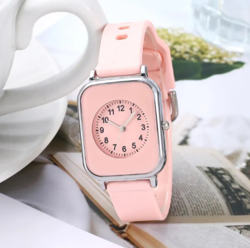2Pcs Ladies Fashion Trend Digital Watch
